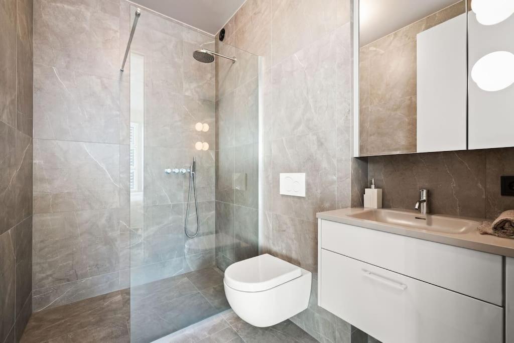 Private Lux 2Br & 2Ba City Center With Free Parking 雷克雅維克 外观 照片