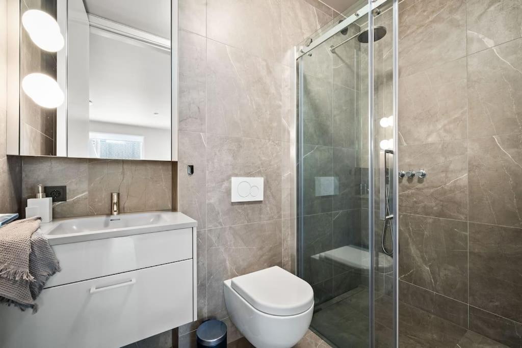 Private Lux 2Br & 2Ba City Center With Free Parking 雷克雅維克 外观 照片